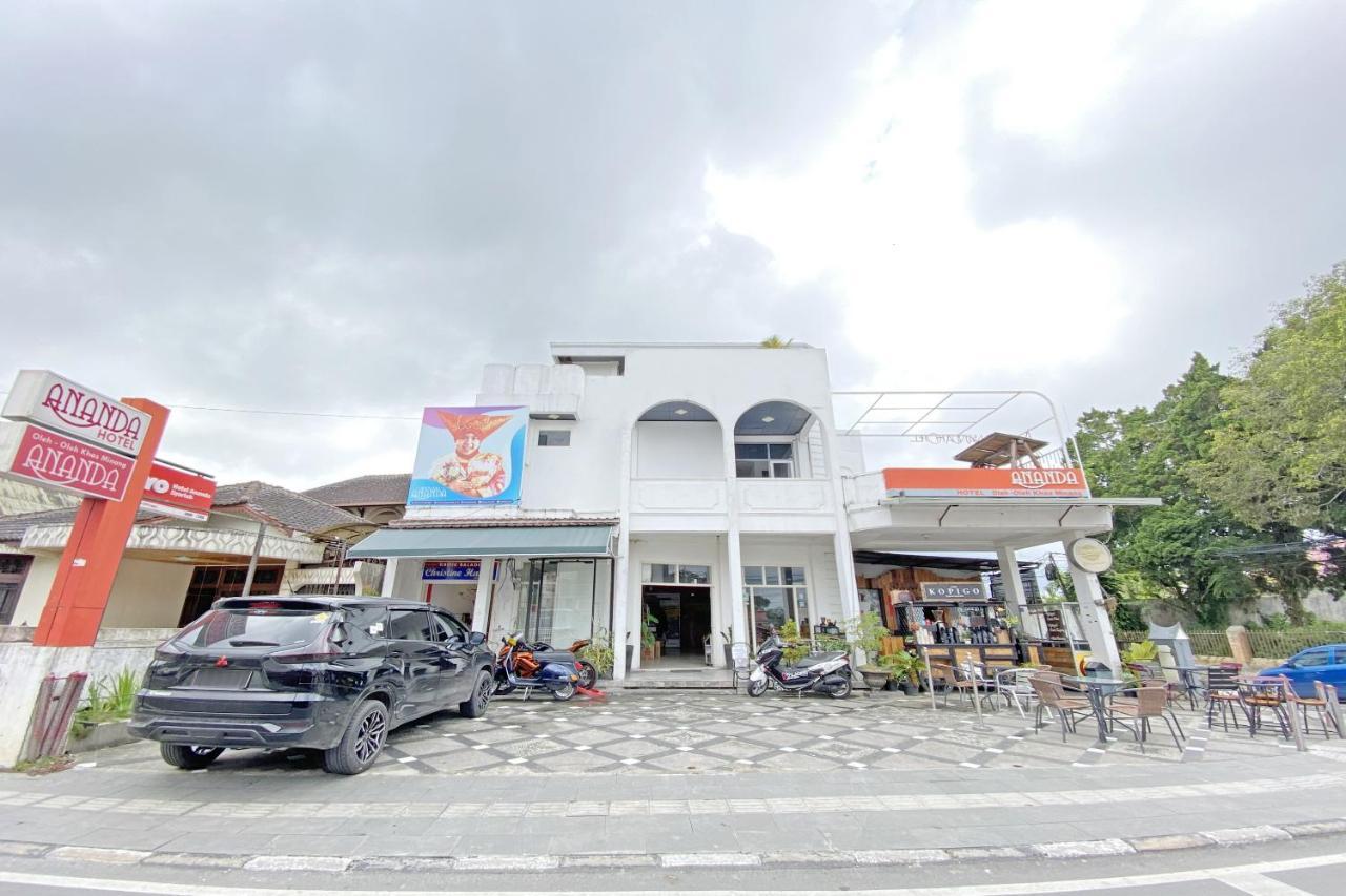 Hotel Ananda Syariah Redpartner Букиттинги Экстерьер фото